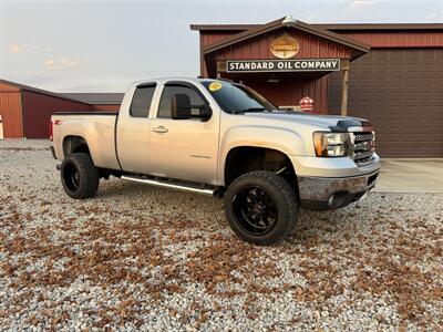 2013 GMC Sierra 2500 SLT   - Photo 5 - Maxwell, IN 46154