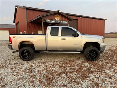 2013 GMC Sierra 2500 SLT   - Photo 6 - Maxwell, IN 46154