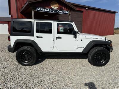 2015 Jeep Wrangler Unlimited Rubicon   - Photo 19 - Shirley, IN 47384