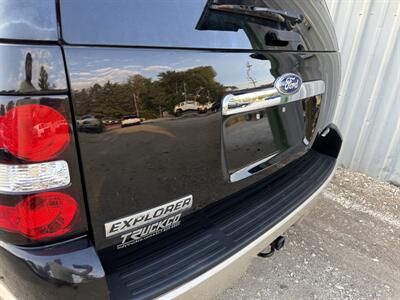 2010 Ford Explorer Eddie Bauer   - Photo 4 - Shirley, IN 47384
