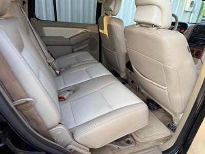 2010 Ford Explorer Eddie Bauer   - Photo 12 - Shirley, IN 47384
