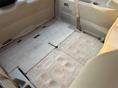 2010 Ford Explorer Eddie Bauer   - Photo 9 - Shirley, IN 47384