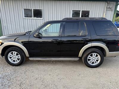 2010 Ford Explorer Eddie Bauer   - Photo 2 - Shirley, IN 47384