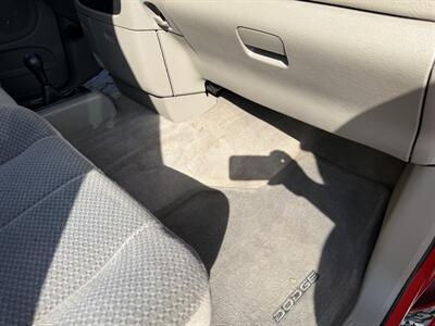 2004 Dodge Ram 2500 SLT   - Photo 19 - Maxwell, IN 46154