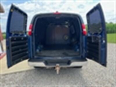 2003 GMC Savana 3500   - Photo 21 - Maxwell, IN 46154