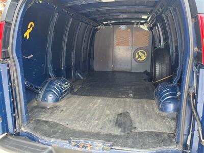 2003 GMC Savana 3500   - Photo 38 - Maxwell, IN 46154