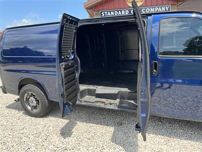 2003 GMC Savana 3500   - Photo 36 - Maxwell, IN 46154