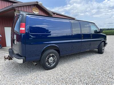 2003 GMC Savana 3500   - Photo 3 - Maxwell, IN 46154
