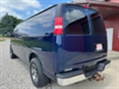 2003 GMC Savana 3500   - Photo 6 - Maxwell, IN 46154