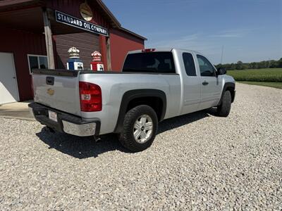 2013 Chevrolet Silverado 1500 LT - Photo 3 - Shirley, IN 47384
