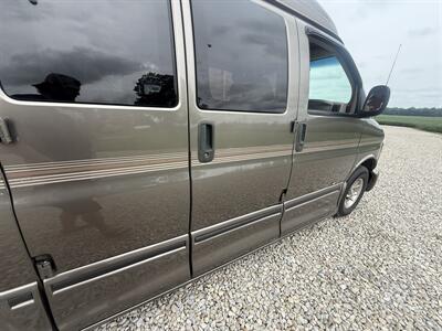 1999 Chevrolet Express G1500 - Photo 10 - Shirley, IN 47384