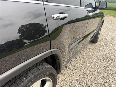 2014 Jeep Grand Cherokee Limited - Photo 13 - Shirley, IN 47384