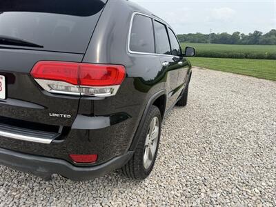 2014 Jeep Grand Cherokee Limited - Photo 9 - Shirley, IN 47384