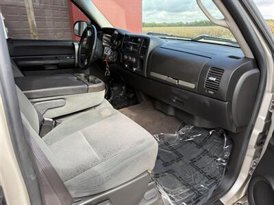 2007 Chevrolet Silverado 1500 LT1   - Photo 13 - Shirley, IN 47384