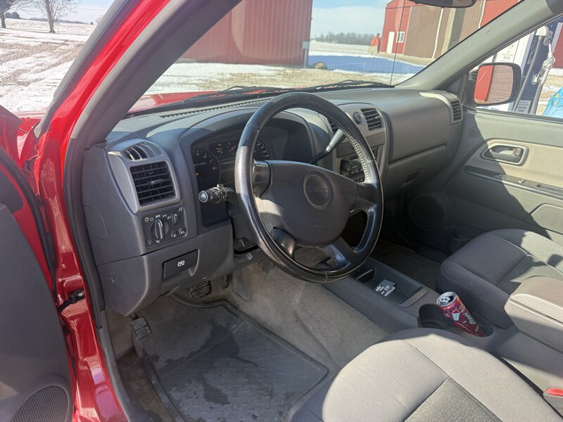 2005 GMC Canyon's photo