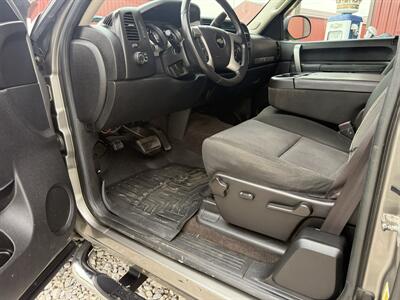 2012 Chevrolet Silverado 1500 LT - Photo 30 - Shirley, IN 47384
