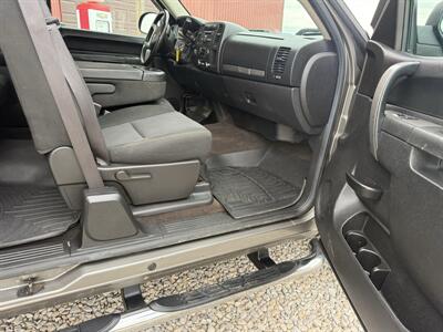 2012 Chevrolet Silverado 1500 LT - Photo 15 - Shirley, IN 47384