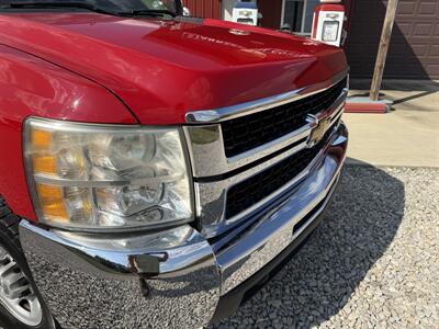 2009 Chevrolet Silverado 2500 Work Truck   - Photo 21 - Shirley, IN 47384