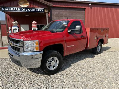 2009 Chevrolet Silverado 2500 Work Truck   - Photo 2 - Shirley, IN 47384