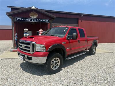 2005 Ford F-350 Super Duty XLT   - Photo 1 - Maxwell, IN 46154