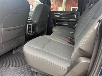 2019 RAM 2500 Big Horn   - Photo 9 - Shirley, IN 47384