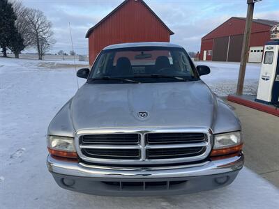 2002 Dodge Dakota SLT   - Photo 2 - Shirley, IN 47384