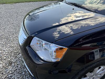 2011 Chrysler Town & Country Touring-L   - Photo 12 - Shirley, IN 47384