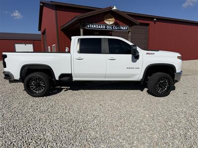 2020 Chevrolet Silverado 2500 LT   - Photo 3 - Shirley, IN 47384