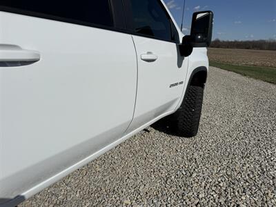 2020 Chevrolet Silverado 2500 LT   - Photo 14 - Shirley, IN 47384