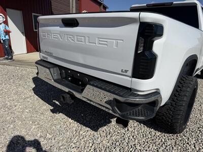 2020 Chevrolet Silverado 2500 LT   - Photo 9 - Shirley, IN 47384