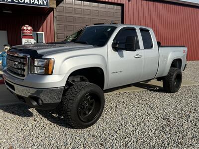 2013 GMC Sierra 2500 SLT   - Photo 30 - Shirley, IN 47384