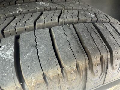 2007 Chrysler Pacifica Touring   - Photo 5 - Shirley, IN 47384