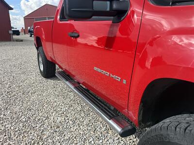 2008 GMC Sierra 2500 Work Truck   - Photo 7 - Shirley, IN 47384