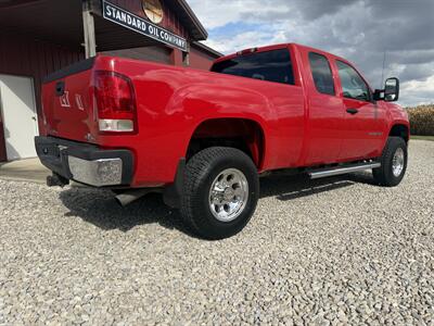 2008 GMC Sierra 2500 Work Truck   - Photo 2 - Shirley, IN 47384