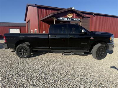 2020 RAM 3500 Tradesman   - Photo 2 - Shirley, IN 47384