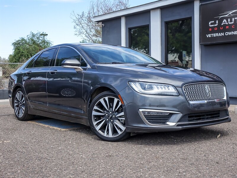Magnetic Gray Metallic 2017 Lincoln MKZ Sedan Front-Wheel Drive Automatic