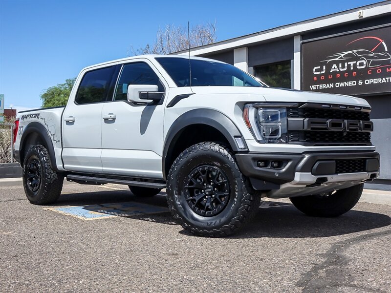 2023 Ford F-150 Raptor SuperCrew-Raptor