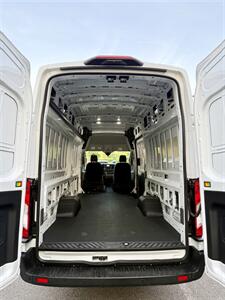 2022 Ford Transit 350 HD   - Photo 15 - Manassas, VA 20110