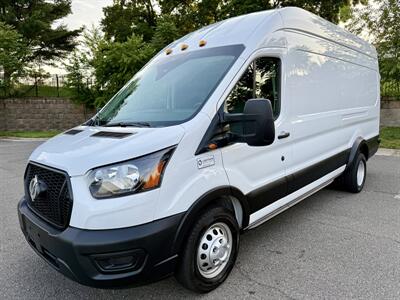 2022 Ford Transit 350 HD   - Photo 1 - Manassas, VA 20110