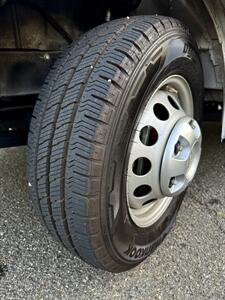 2022 Ford Transit 350 HD   - Photo 17 - Manassas, VA 20110