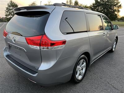 2011 Toyota Sienna LE 8-Passenger   - Photo 8 - Manassas, VA 20110