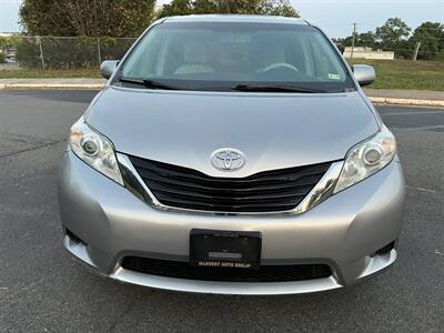 2011 Toyota Sienna LE 8-Passenger   - Photo 2 - Manassas, VA 20110