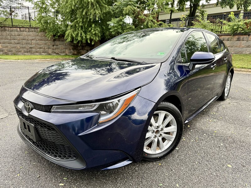 2020 Toyota Corolla LE - Photo 1 - Manassas, VA 20110