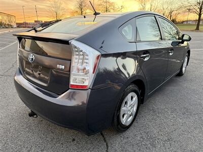 2010 Toyota Prius III   - Photo 8 - Manassas, VA 20110