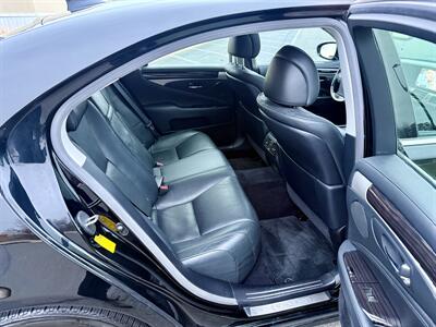 2015 Lexus LS 460  Crafted line - Photo 15 - Manassas, VA 20110