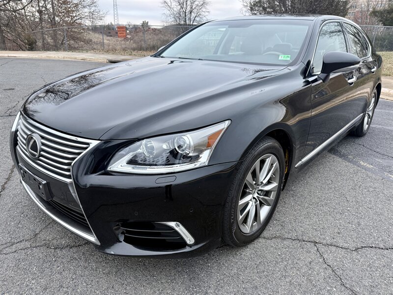 2015 Lexus LS 460 Crafted line - Photo 1 - Manassas, VA 20110