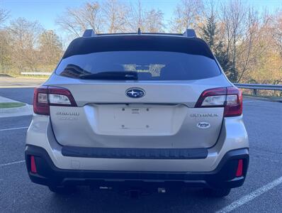 2018 Subaru Outback 2.5i Premium   - Photo 6 - Manassas, VA 20110