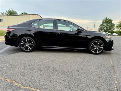 2018 Toyota Camry SE   - Photo 3 - Manassas, VA 20110