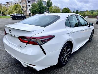 2021 Toyota Camry SE   - Photo 5 - Manassas, VA 20110