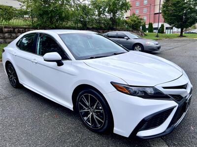 2021 Toyota Camry SE   - Photo 3 - Manassas, VA 20110